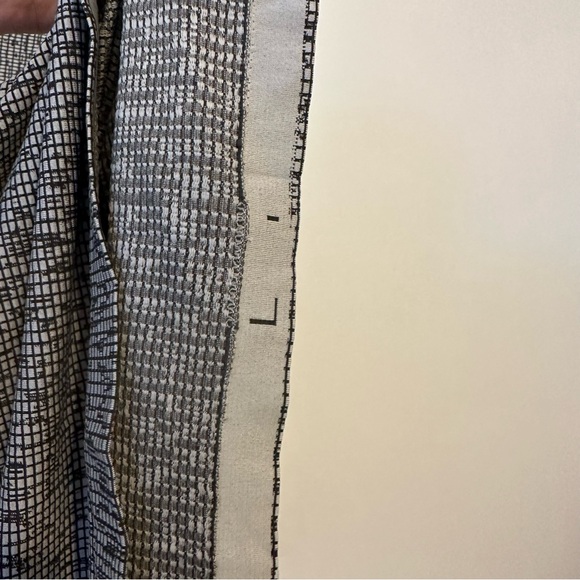 Lululemon Metal Vent Tech - Picture 5 of 7